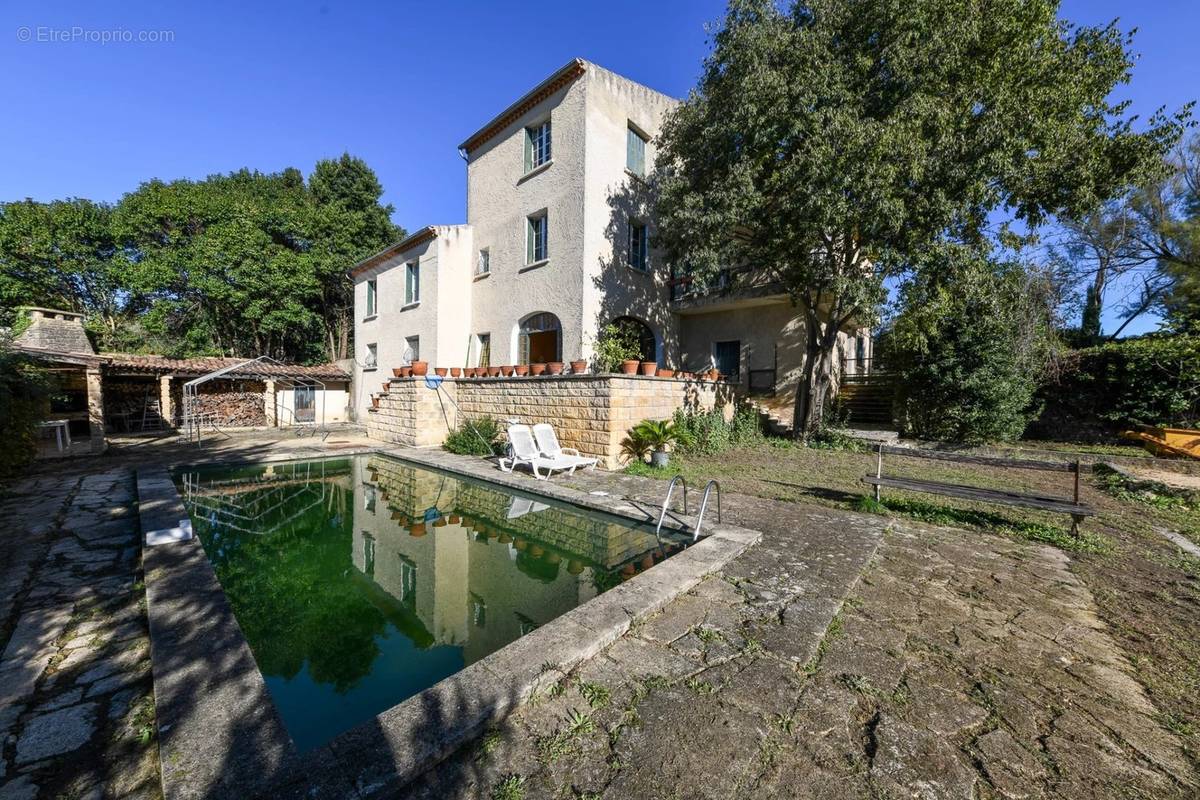 Maison à UZES