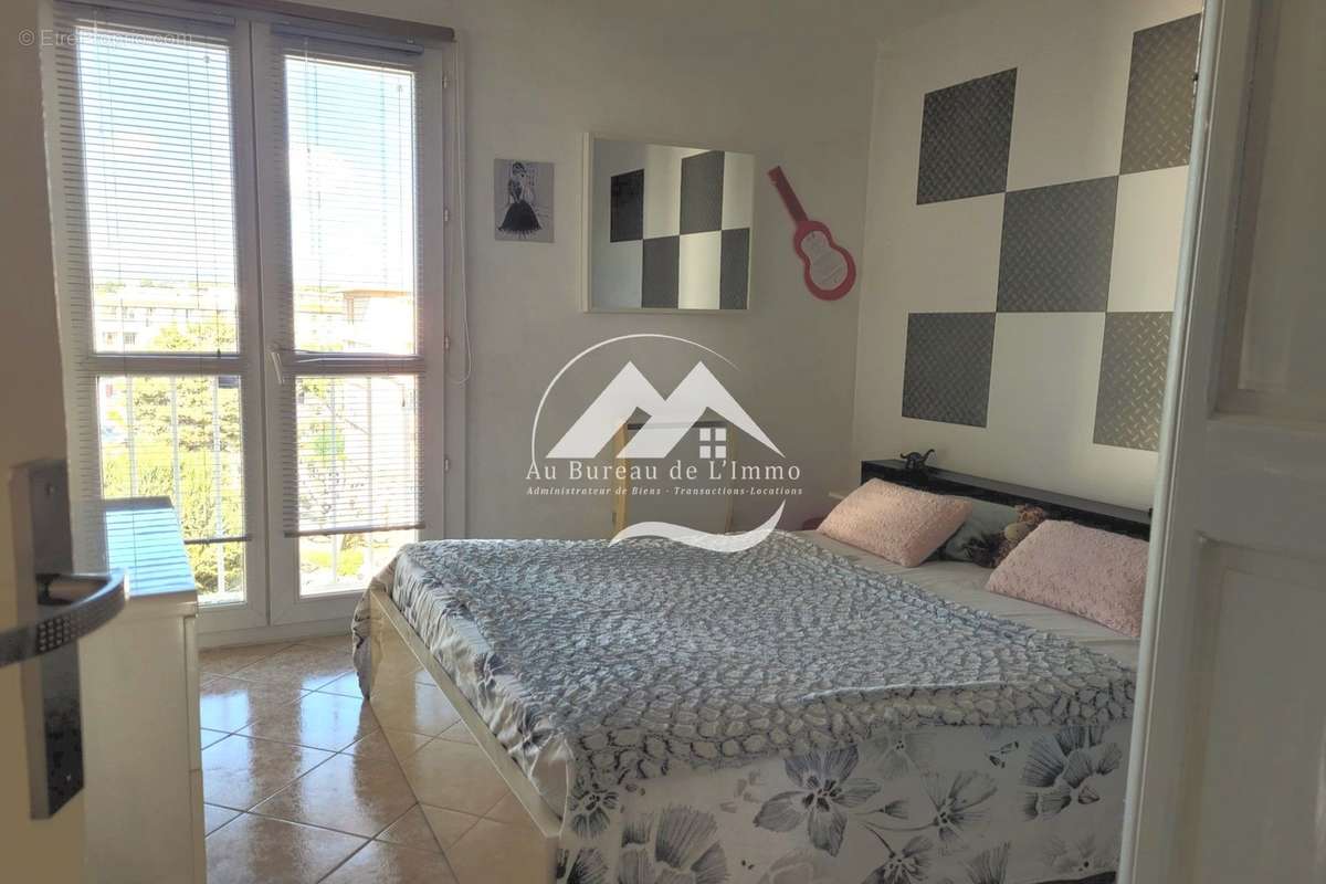 Appartement à MARSEILLE-9E