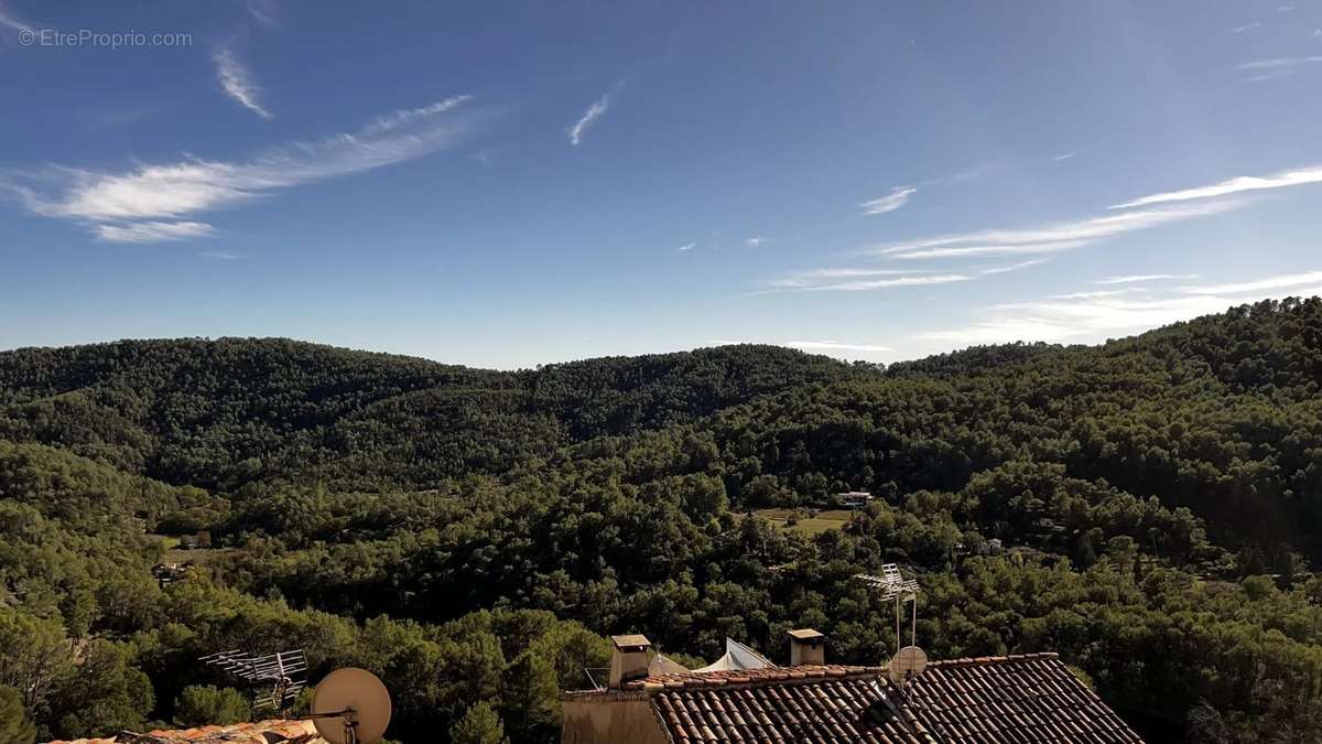 Appartement à CLAVIERS