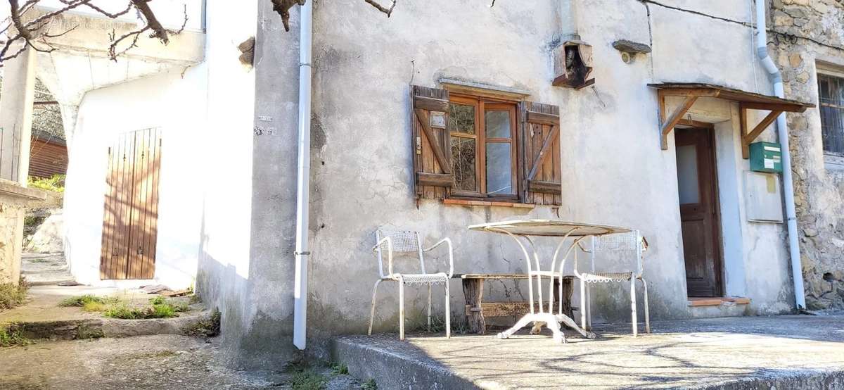 Appartement à BREIL-SUR-ROYA