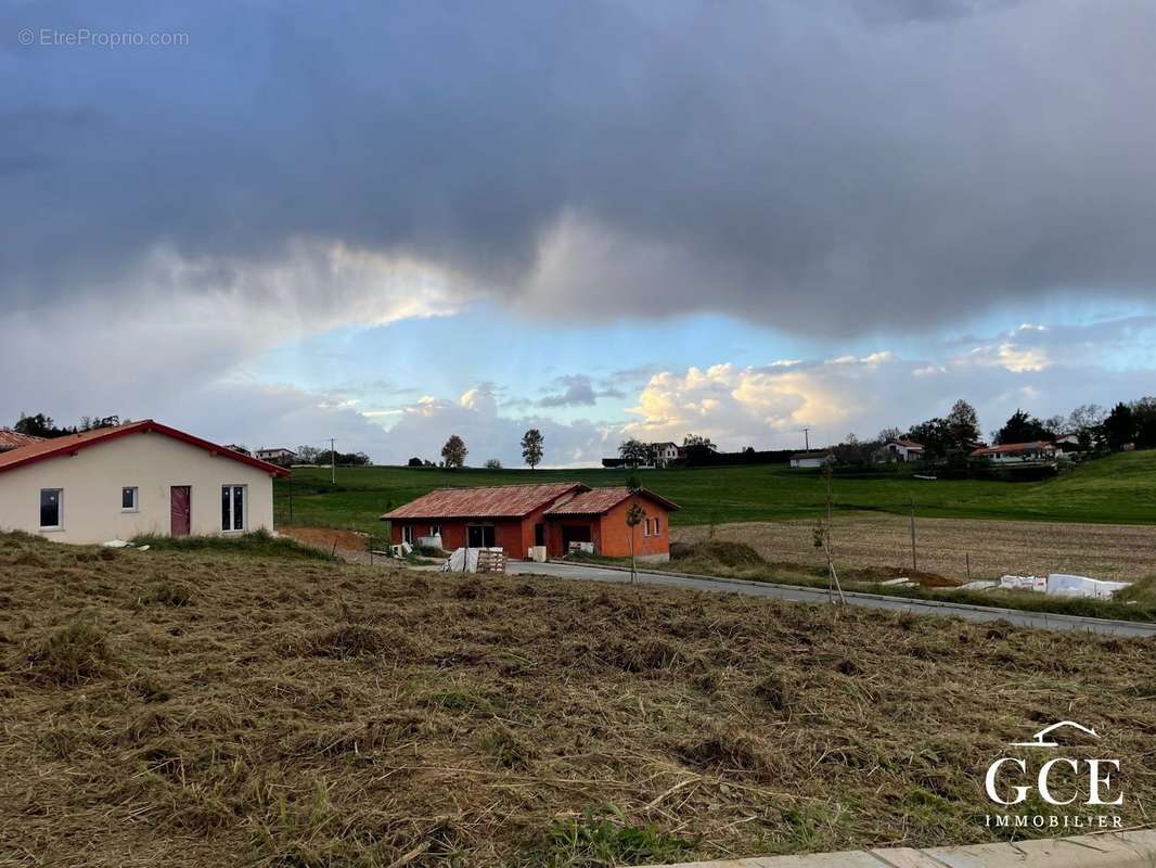 Terrain à GUICHE