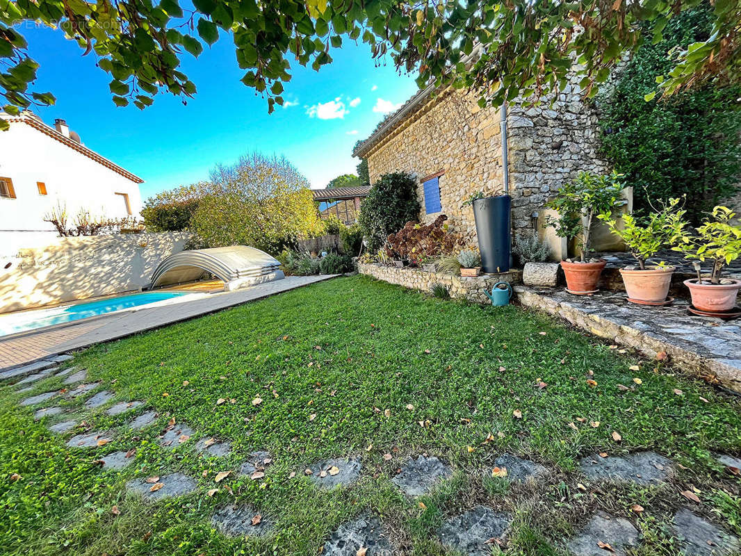 Maison à VAISON-LA-ROMAINE