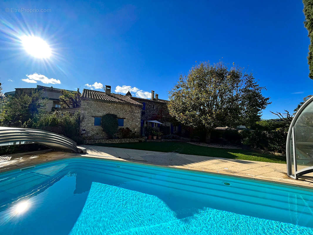 Maison à VAISON-LA-ROMAINE