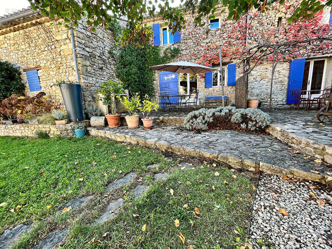 Maison à VAISON-LA-ROMAINE