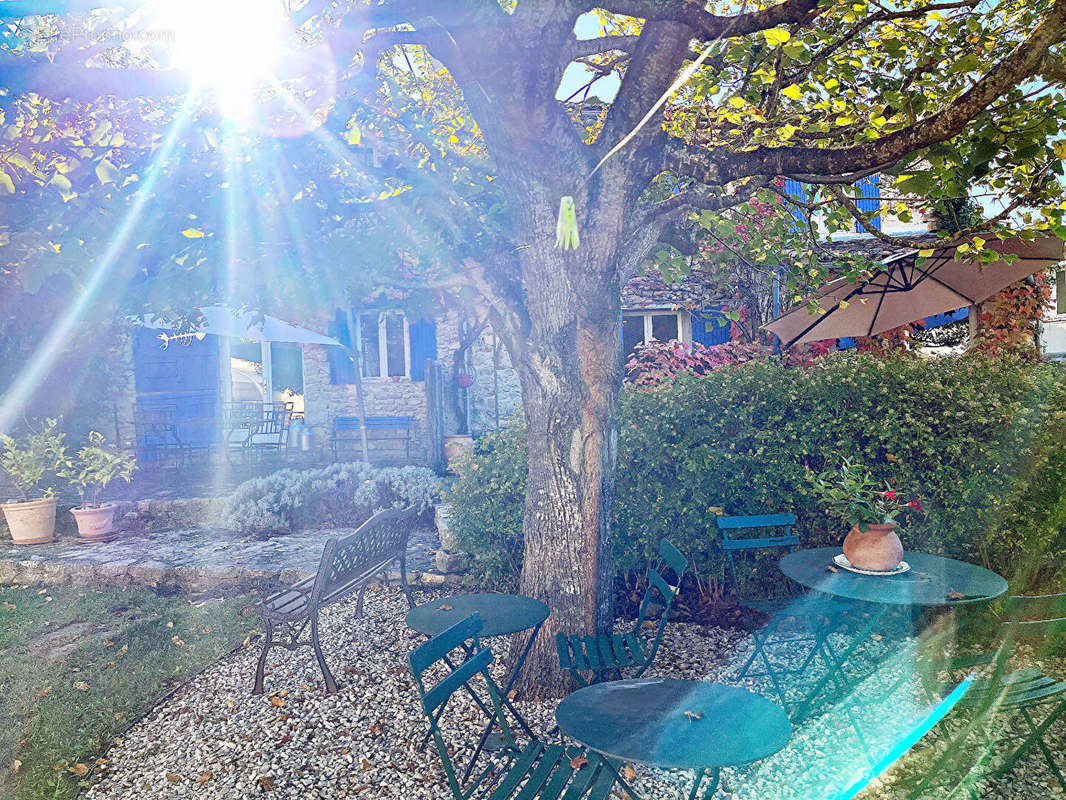 Maison à VAISON-LA-ROMAINE