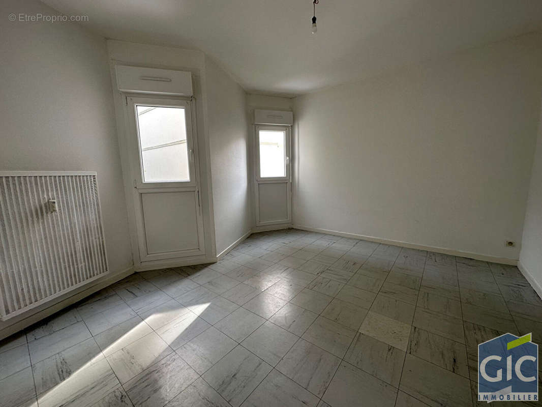 Appartement à HEROUVILLE-SAINT-CLAIR