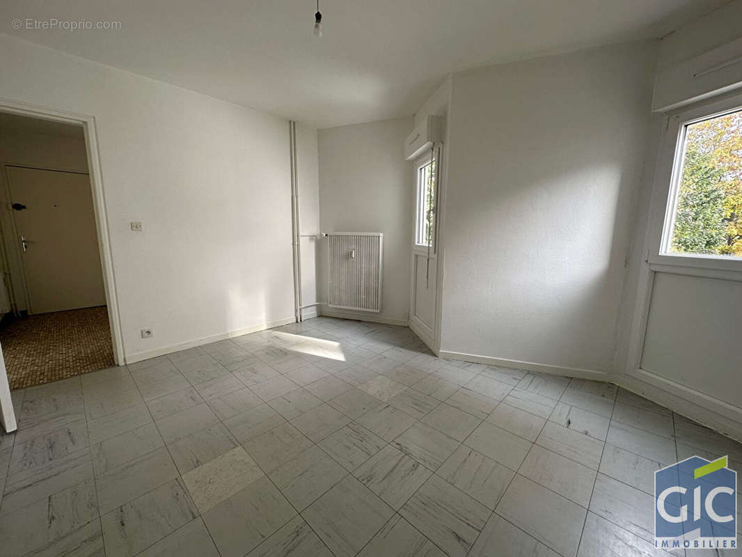 Appartement à HEROUVILLE-SAINT-CLAIR