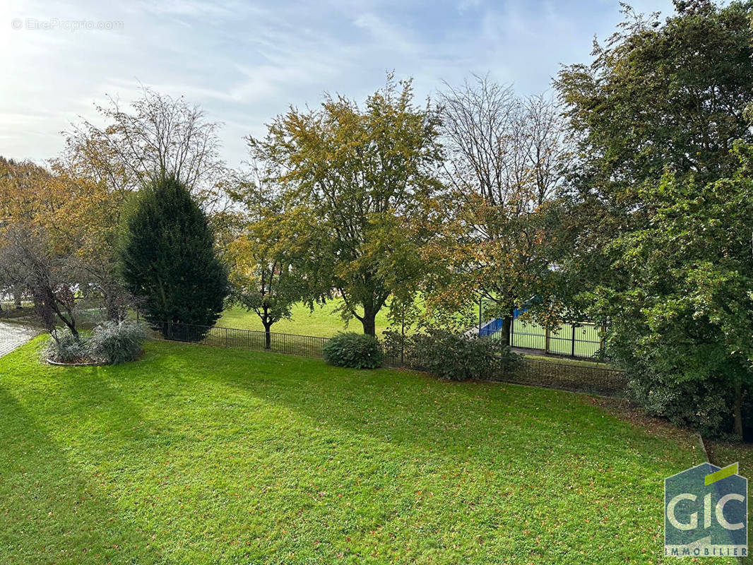 Appartement à HEROUVILLE-SAINT-CLAIR