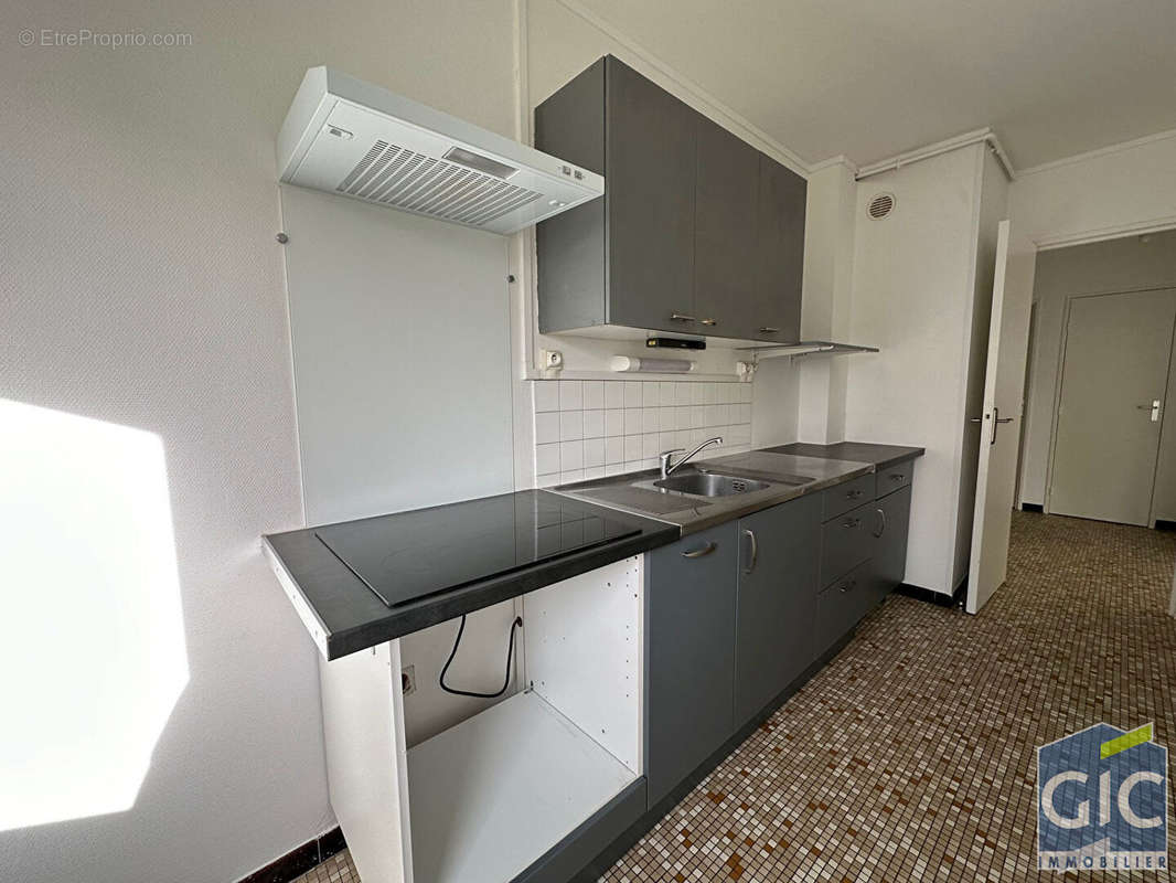 Appartement à HEROUVILLE-SAINT-CLAIR