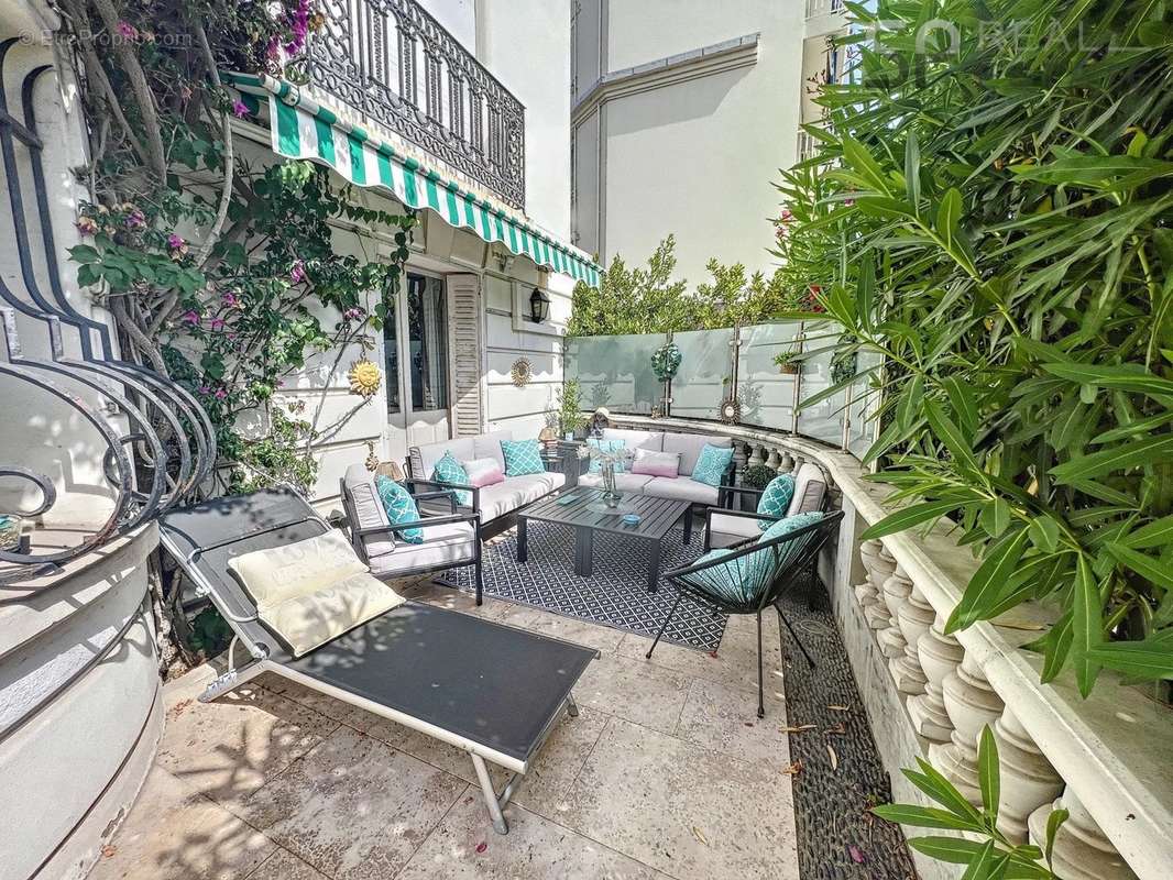 Appartement à CANNES