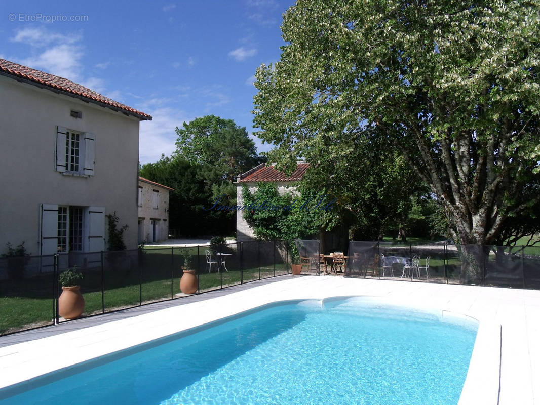 Maison à MAREUIL