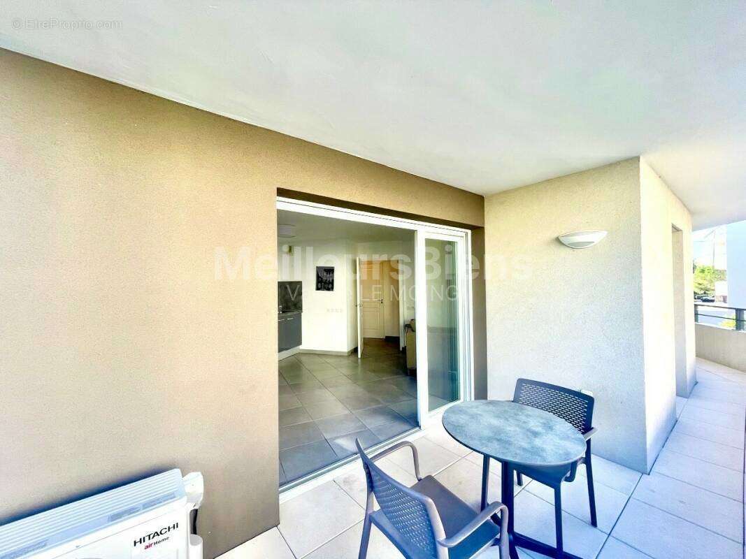 Appartement à FREJUS