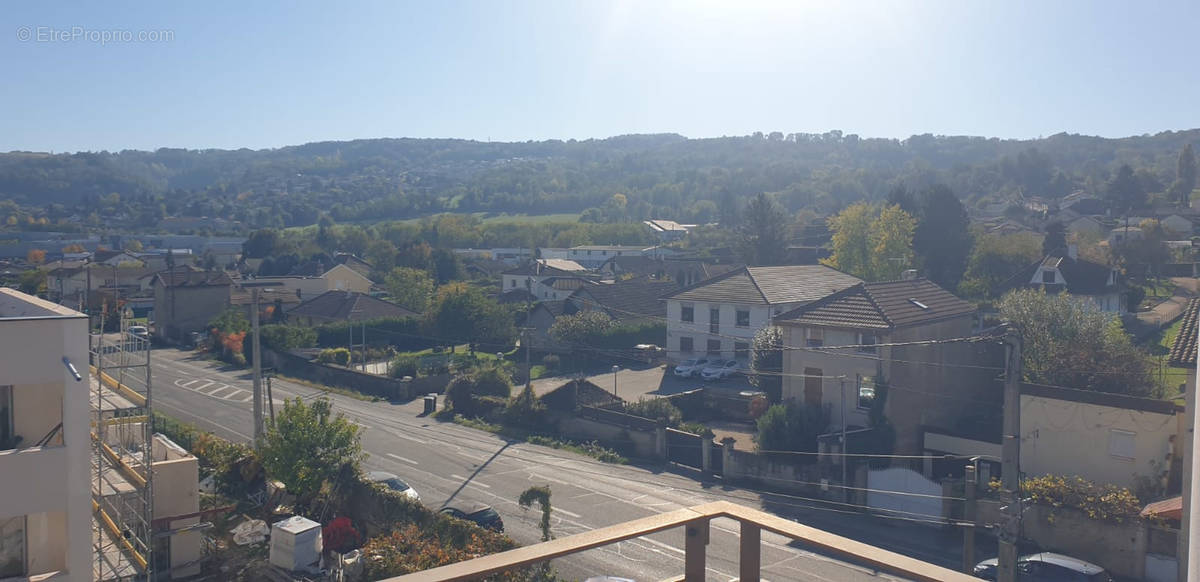 Appartement à BOURGOIN-JALLIEU