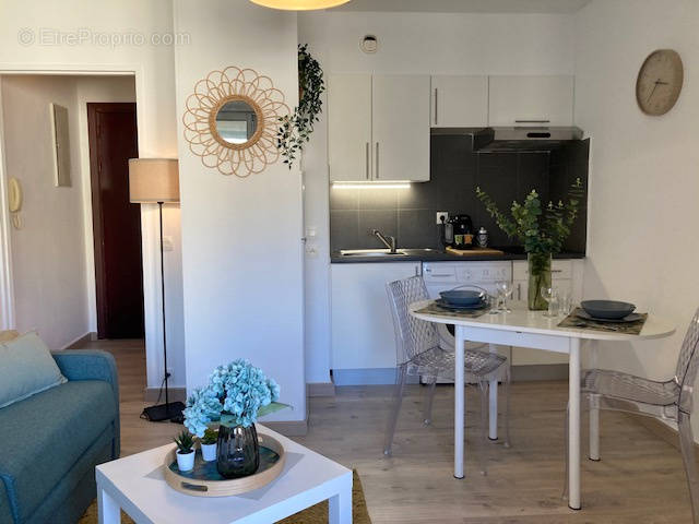 Appartement à HYERES