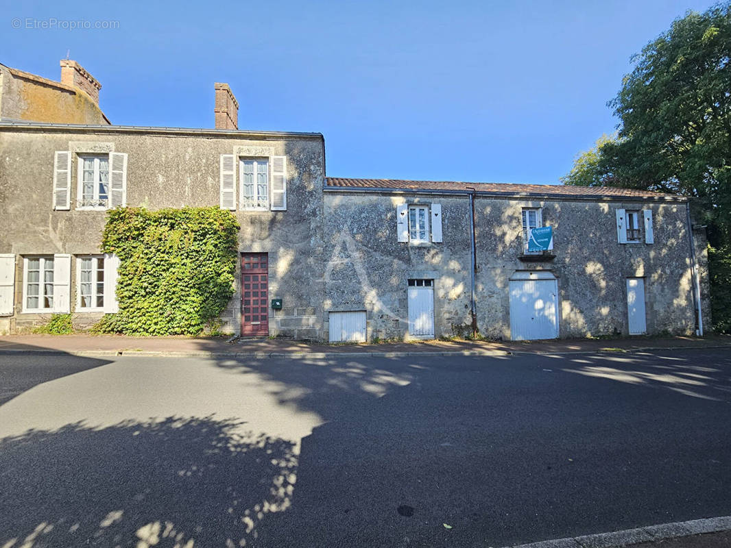 Maison à LES LUCS-SUR-BOULOGNE