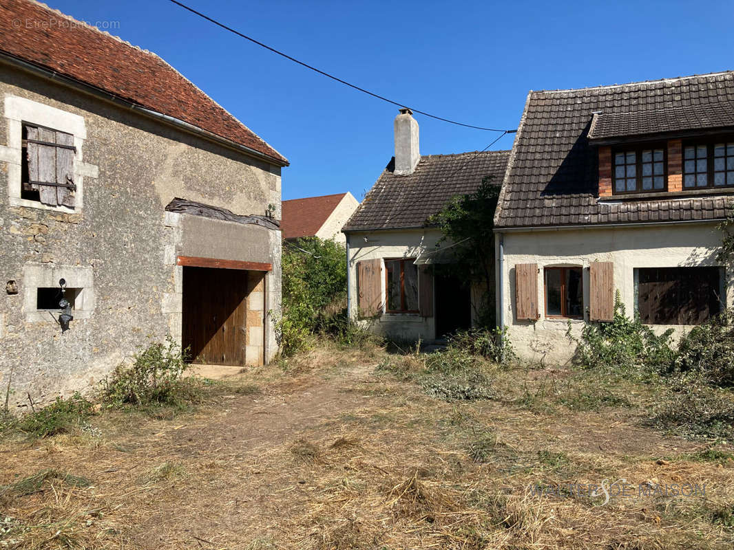 Maison à MARCY