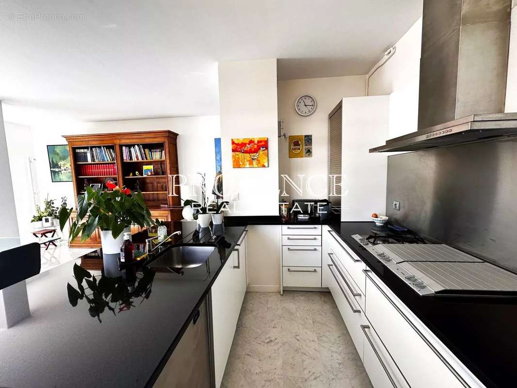 Appartement à MARSEILLE-7E