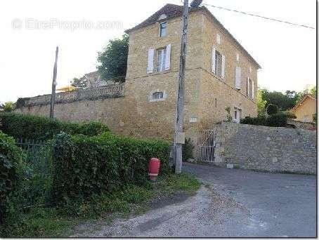 5 - Maison à SAINT-CYPRIEN