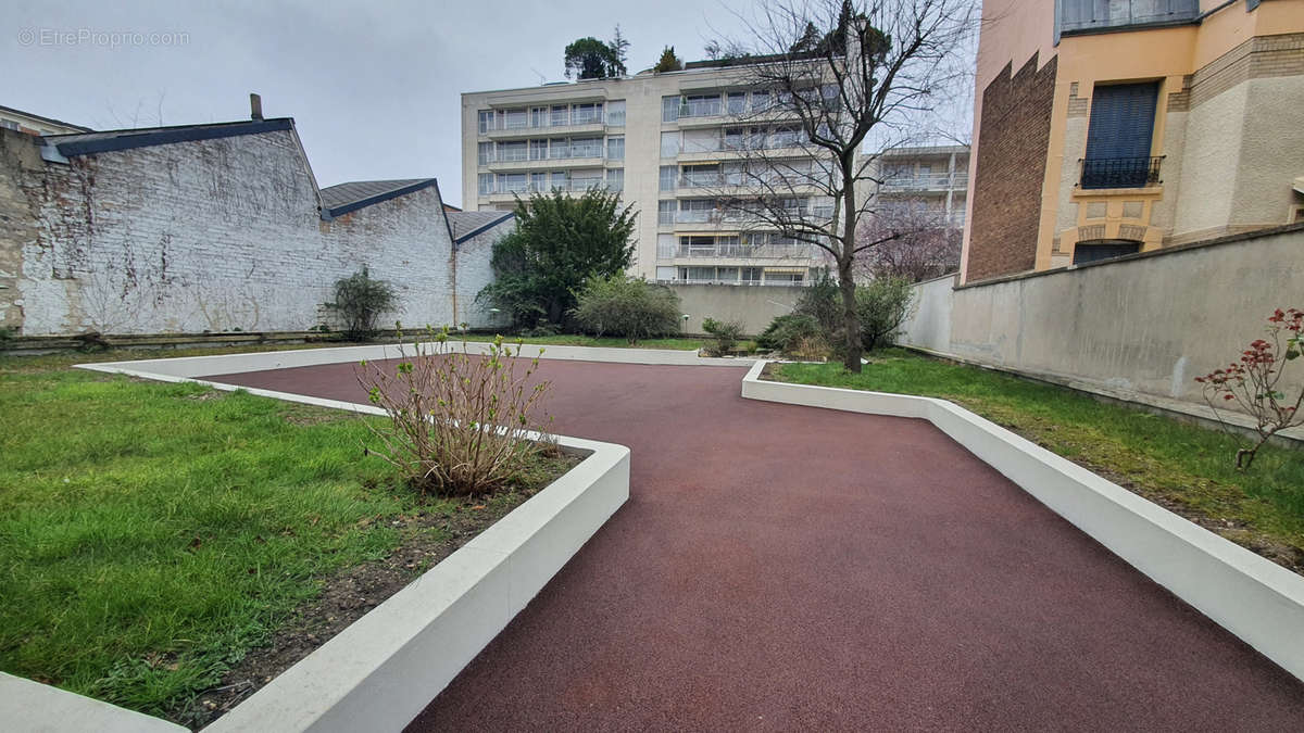 Appartement à ASNIERES-SUR-SEINE