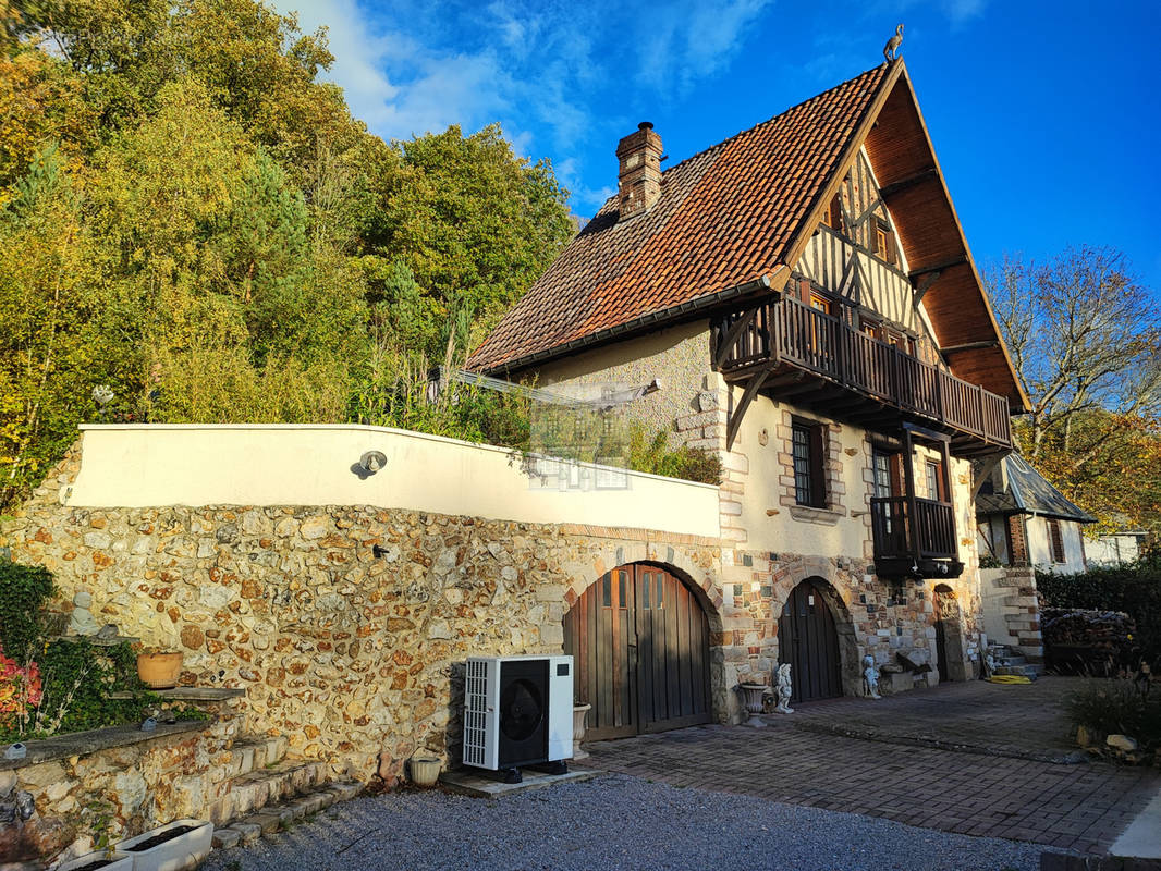 Maison à BEAUMONT-LE-ROGER