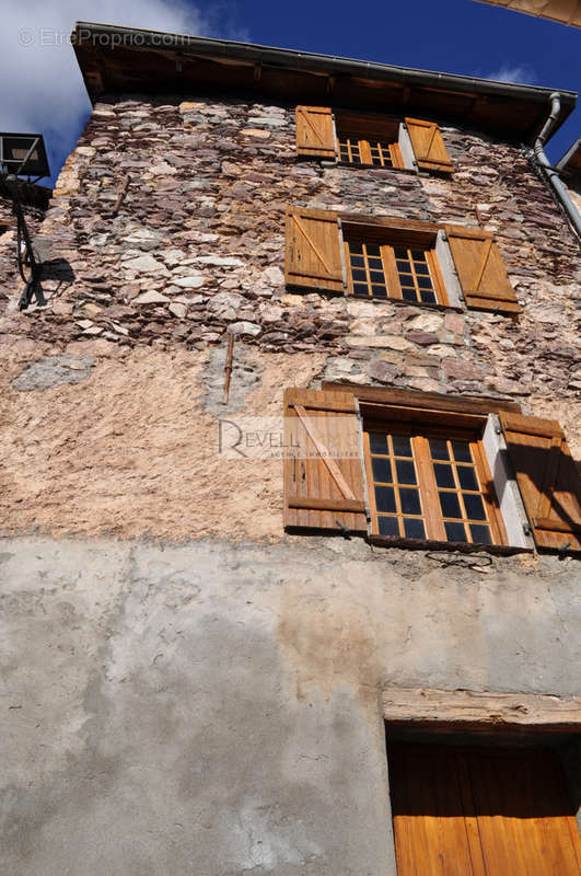 Maison à ROURE