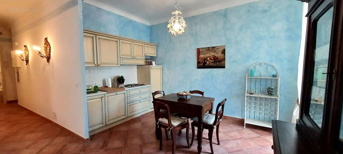 Appartement à MENTON