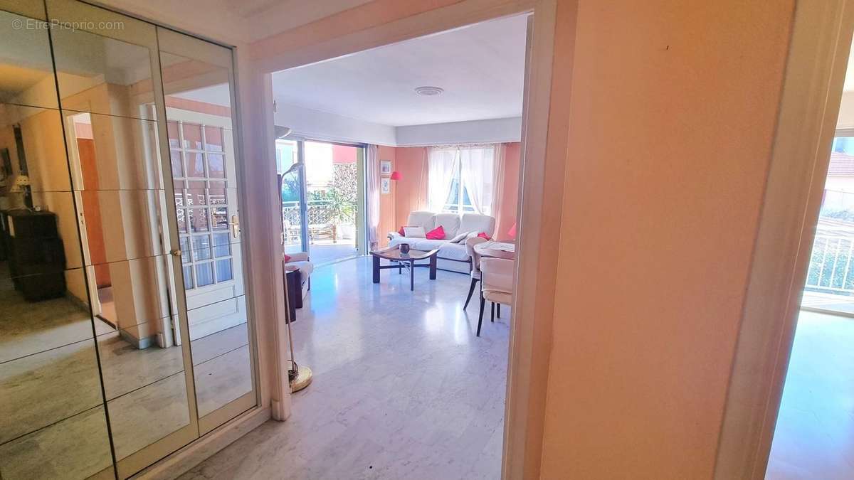 Appartement à CAGNES-SUR-MER