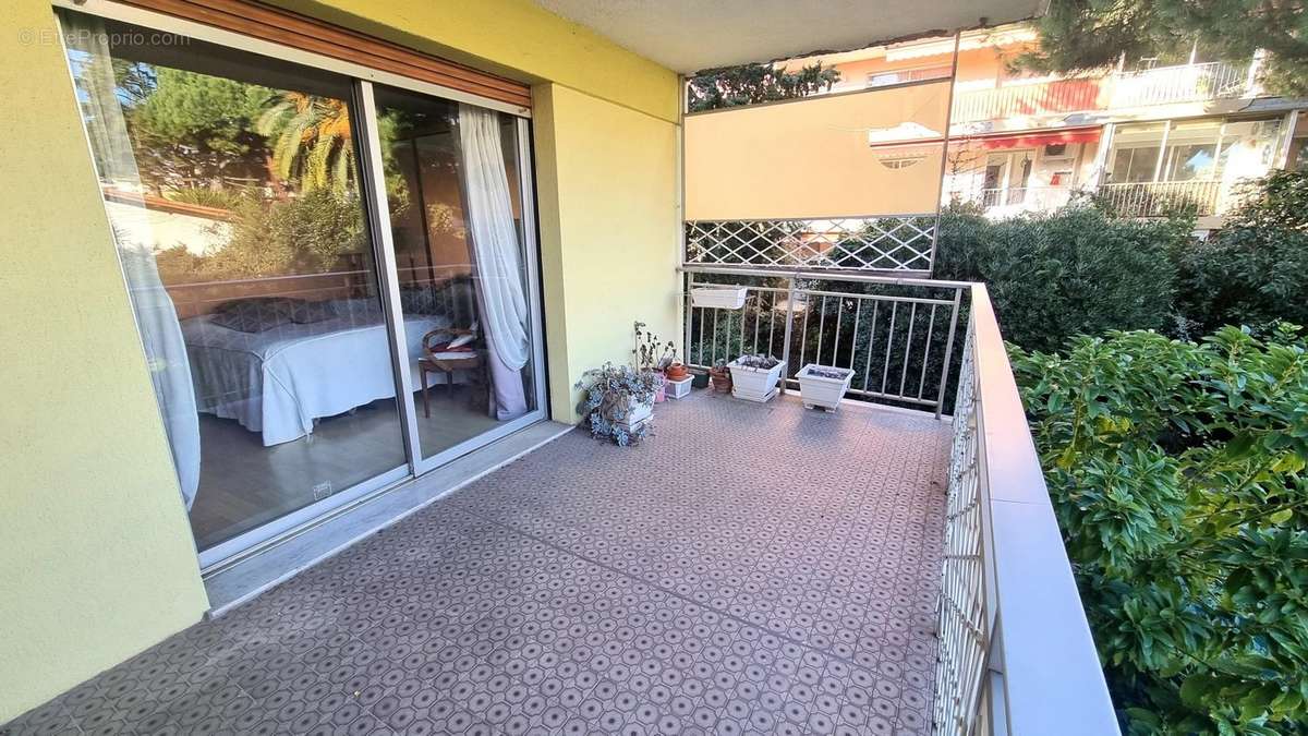 Appartement à CAGNES-SUR-MER