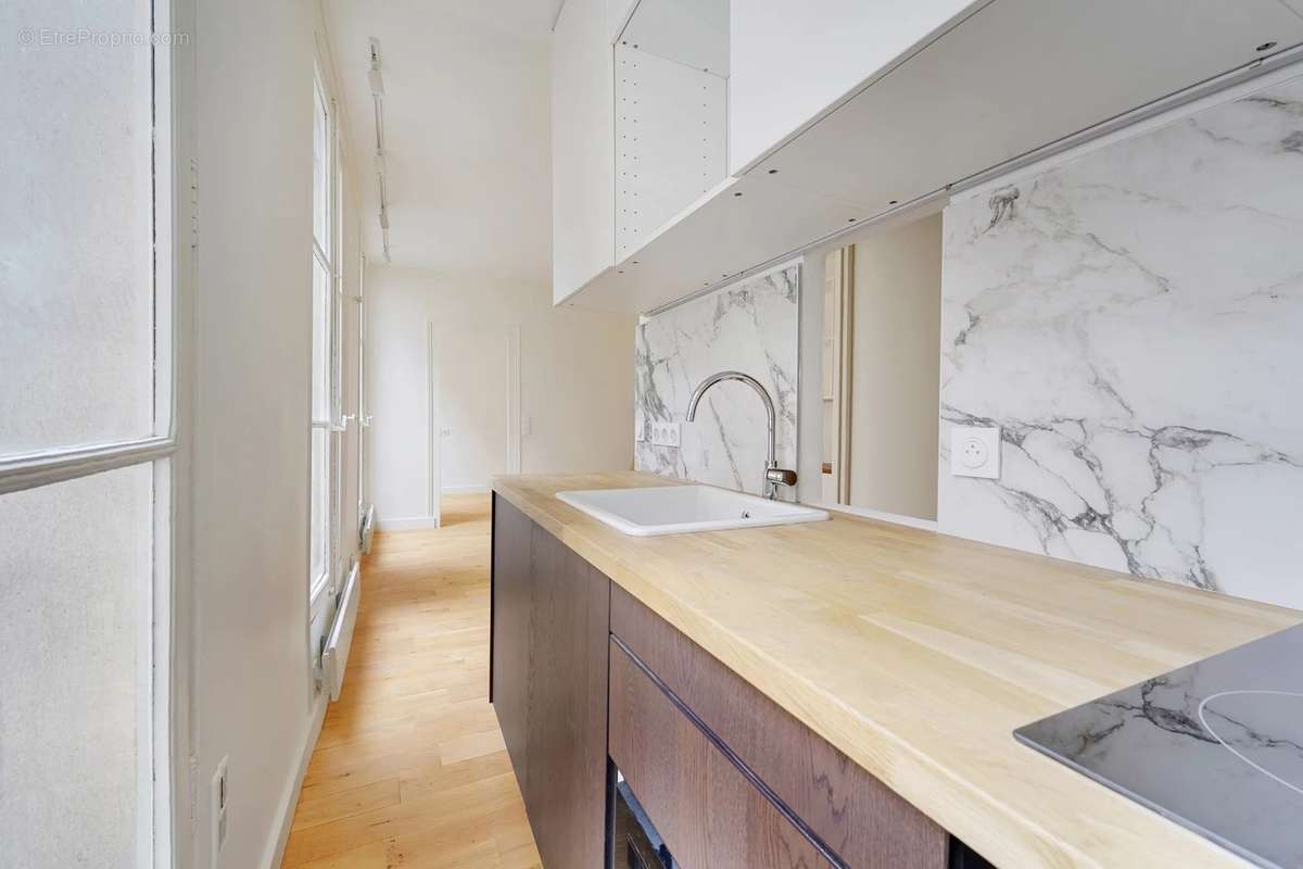 Appartement à PARIS-4E