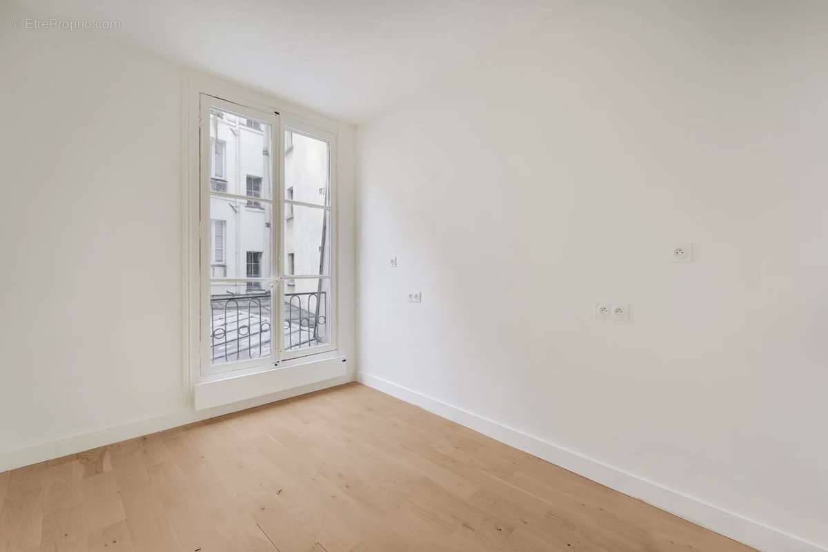 Appartement à PARIS-4E