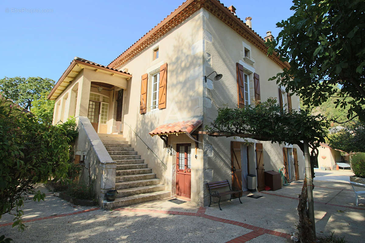 Maison à PRAYSSAC