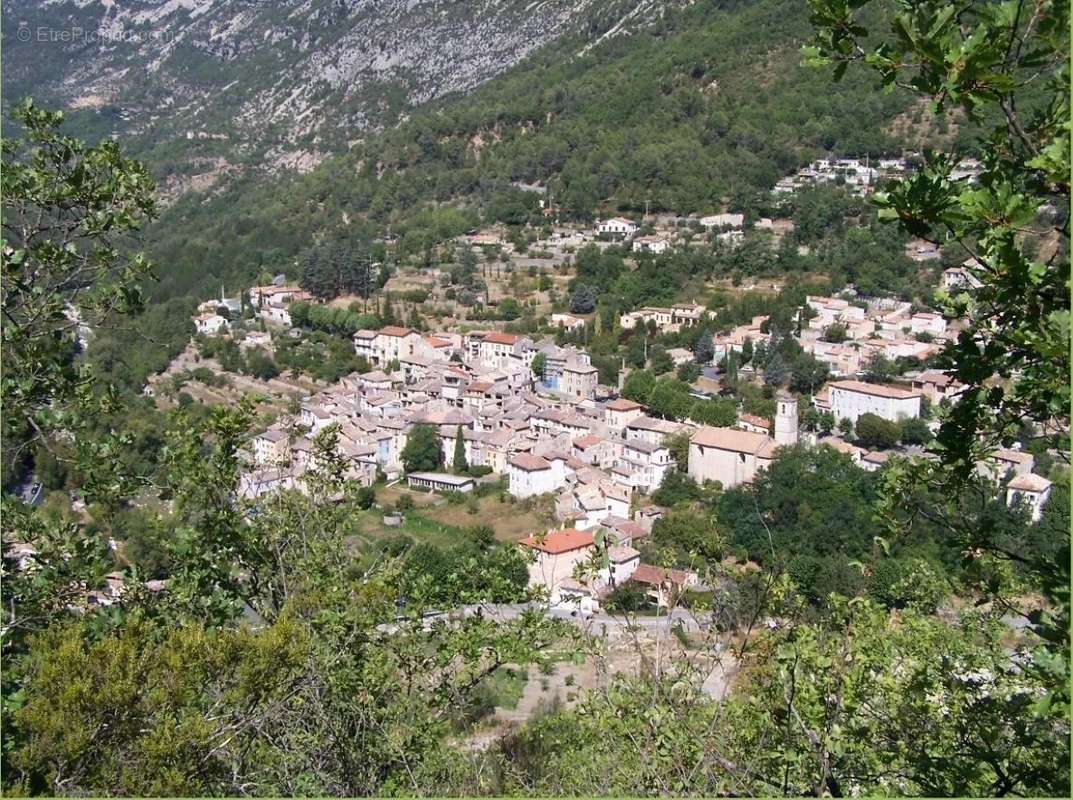 Maison à ROQUESTERON