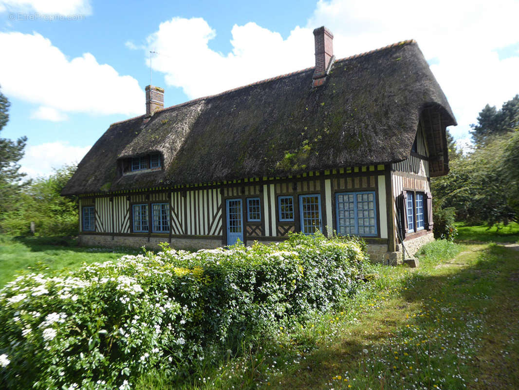 Maison à PONT-L&#039;EVEQUE