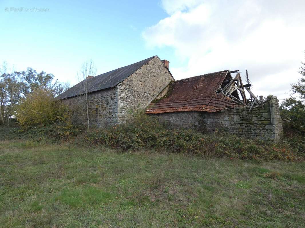 Maison à CHENERAILLES