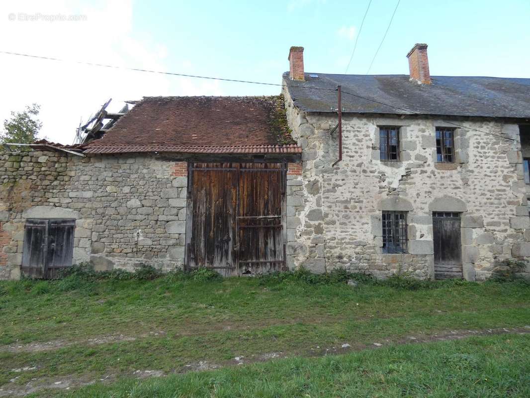 Maison à CHENERAILLES