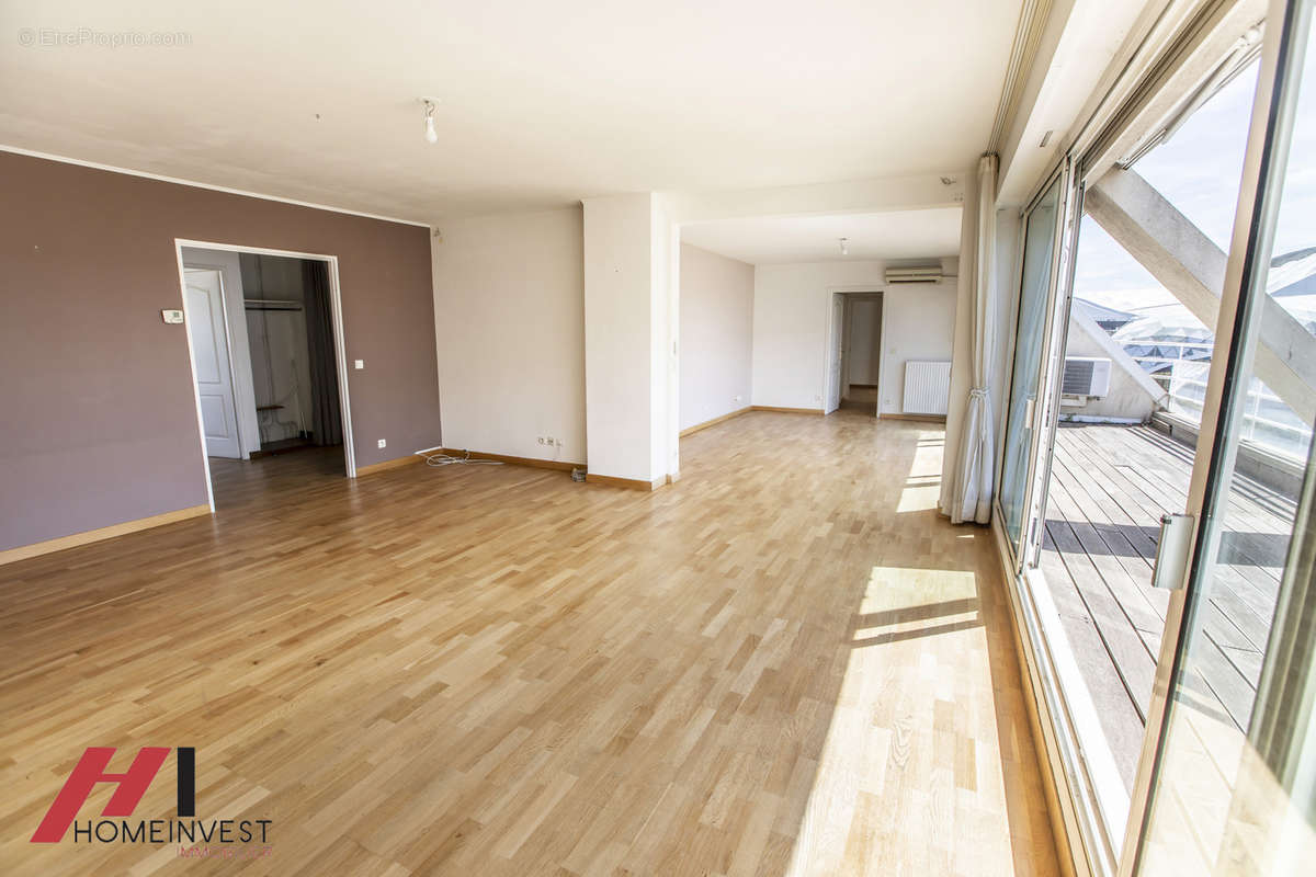 Appartement à MARSEILLE-8E