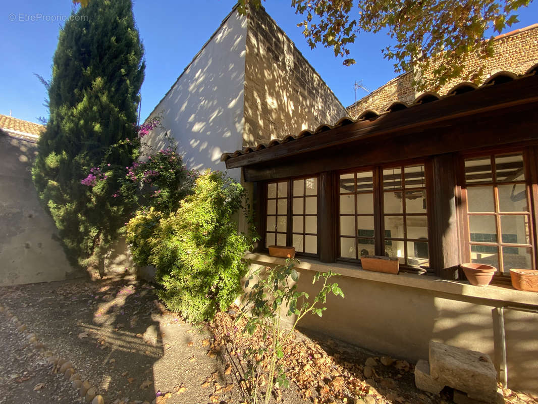 Maison à SAINT-GILLES