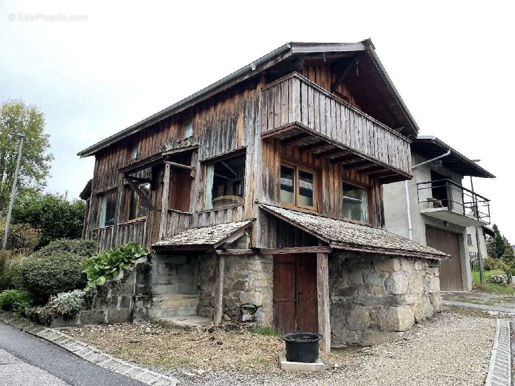 Maison à CHATILLON-SUR-CLUSES