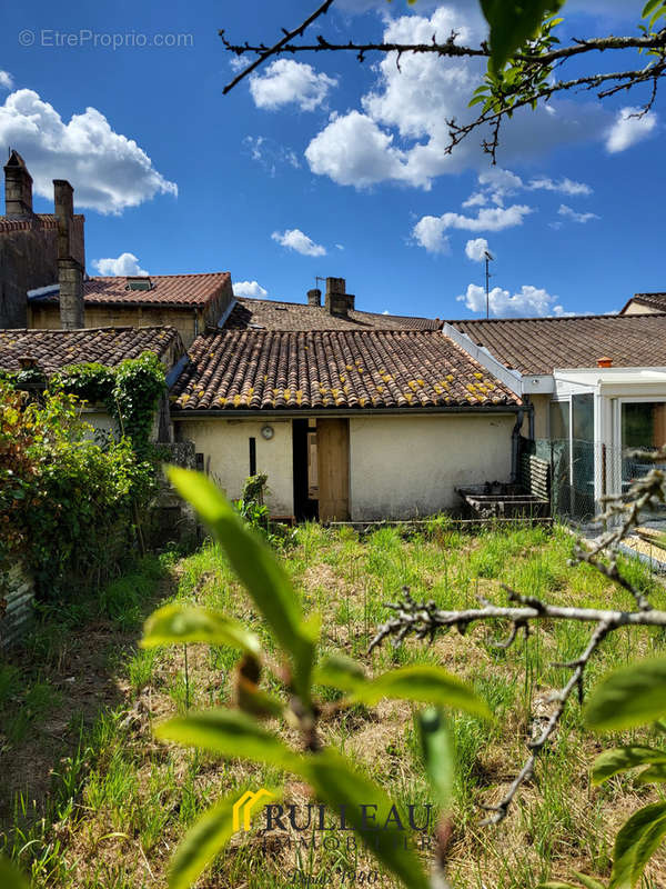 Maison à SAINT-ANDRE-DE-CUBZAC