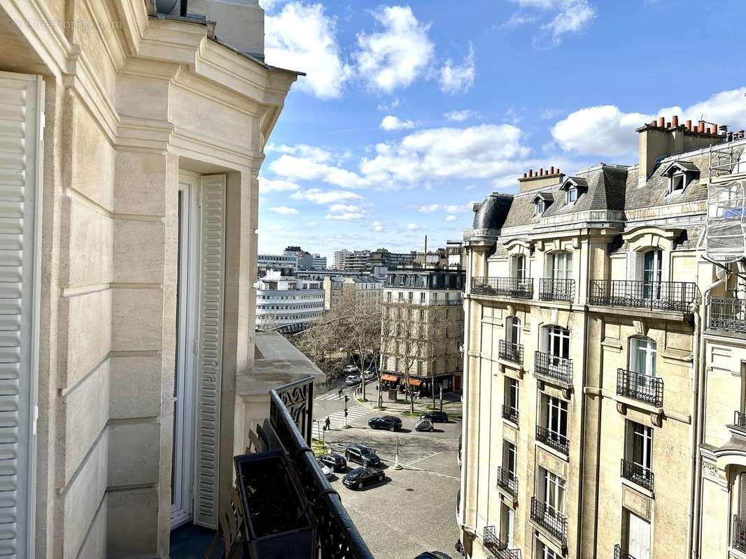 Appartement à PARIS-7E