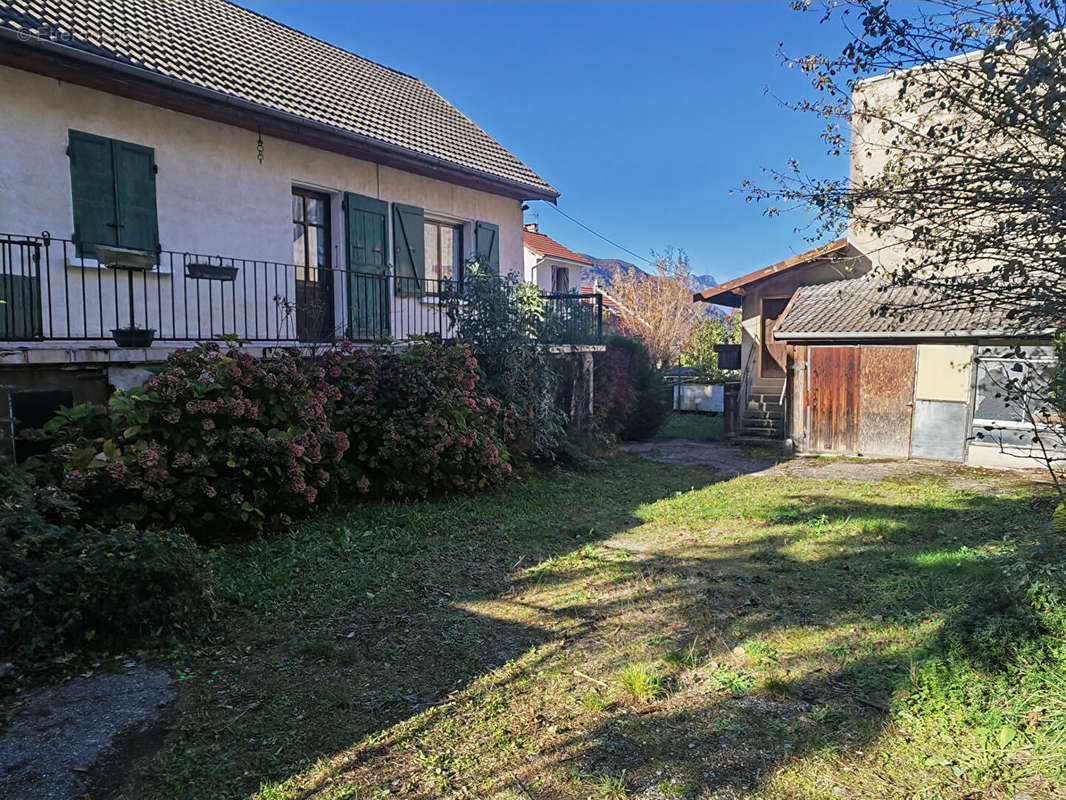 Maison à NOTRE-DAME-DE-COMMIERS