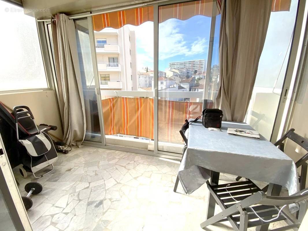 Appartement à CANNES