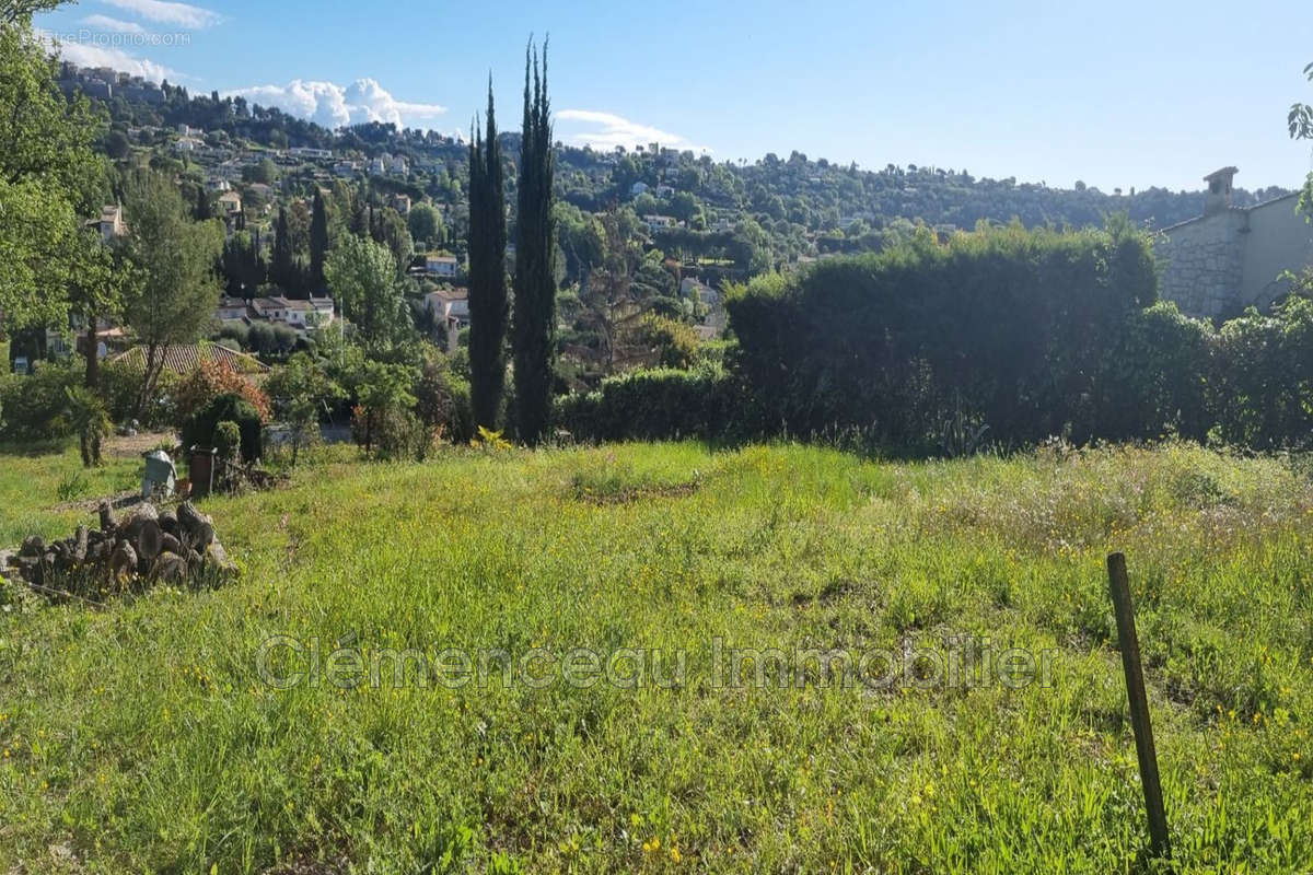 Terrain à LA COLLE-SUR-LOUP