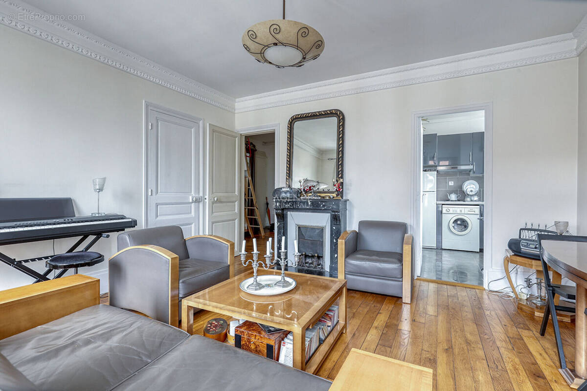 Appartement à NANTERRE