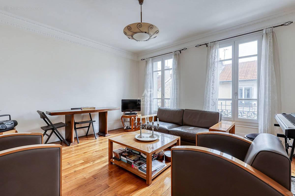 Appartement à NANTERRE