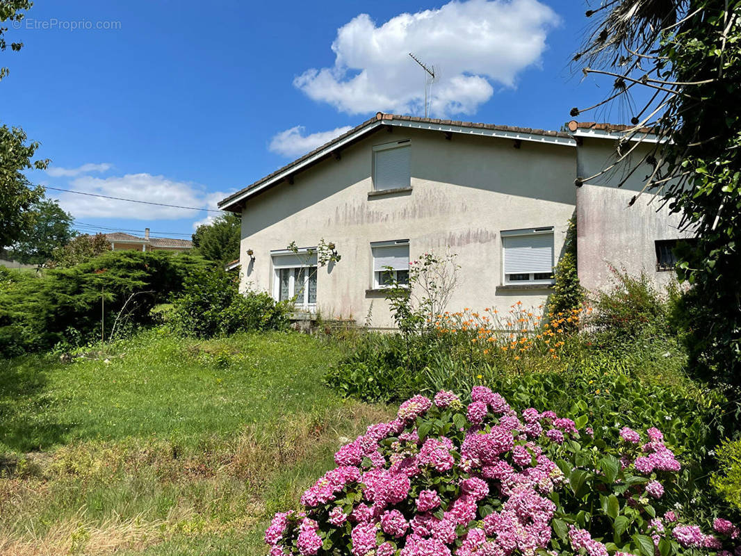 Maison à SAINT-GERMAIN-DU-PUCH