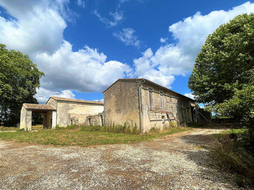 Maison à GENISSAC