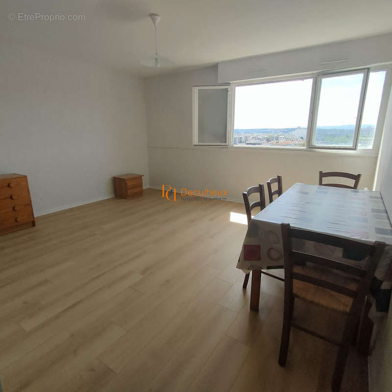 Appartement à VILLEURBANNE