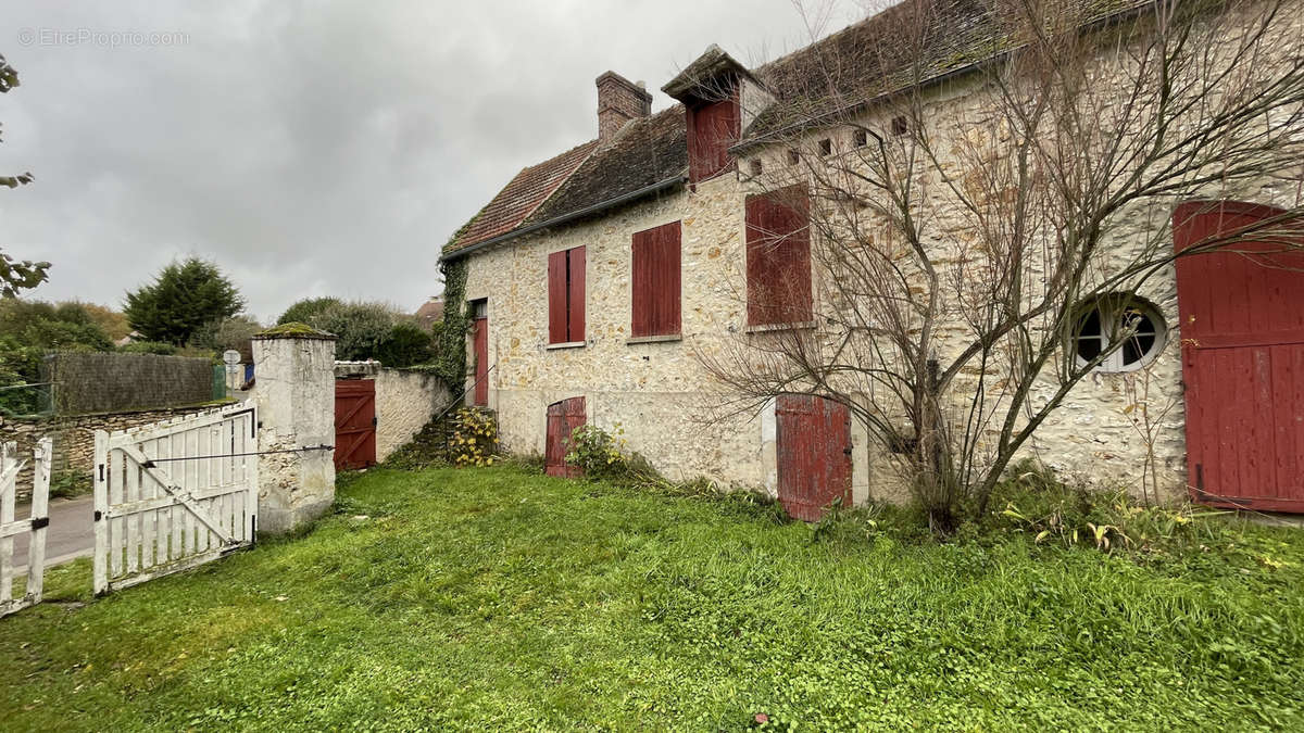 Maison à AUTOUILLET