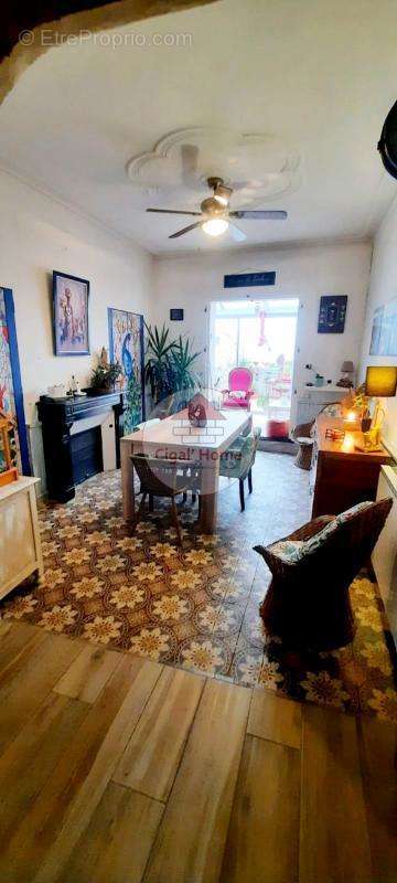 Appartement à THEZAN-DES-CORBIERES